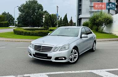 Седан Mercedes-Benz E-Class 2010 в Харькове