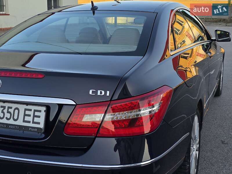 Купе Mercedes-Benz E-Class 2010 в Тернополе