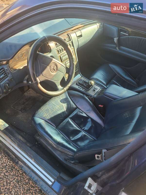 Mercedes-Benz E-Class 1995