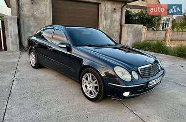 Седан Mercedes-Benz E-Class 2002 в Кілії
