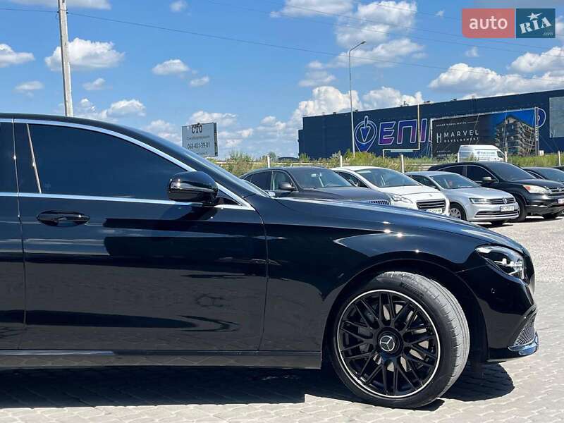 Седан Mercedes-Benz E-Class 2020 в Львове