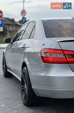 Седан Mercedes-Benz E-Class 2013 в Луцке