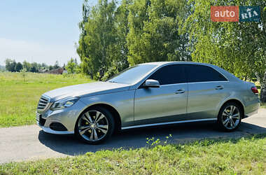 Седан Mercedes-Benz E-Class 2015 в Лохвице