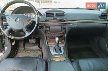 Седан Mercedes-Benz E-Class 2002 в 