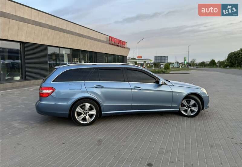 Универсал Mercedes-Benz E-Class 2009 в Козове