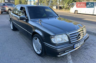 Седан Mercedes-Benz E-Class 1993 в 