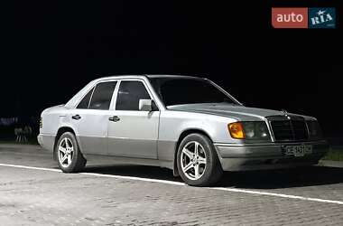 Седан Mercedes-Benz E-Class 1992 в Черновцах