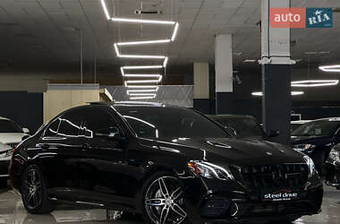 Седан Mercedes-Benz E-Class 2019 в 