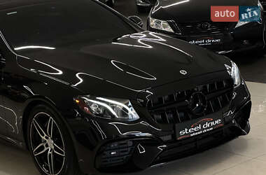 Седан Mercedes-Benz E-Class 2019 в 