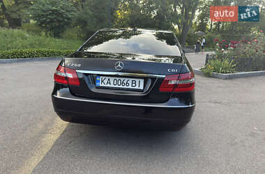 Седан Mercedes-Benz E-Class 2010 в 
