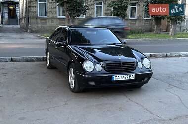 Седан Mercedes-Benz E-Class 2002 в Черкасах