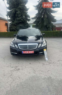 Седан Mercedes-Benz E-Class 2010 в Кременці