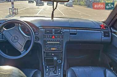 Седан Mercedes-Benz E-Class 1998 в 