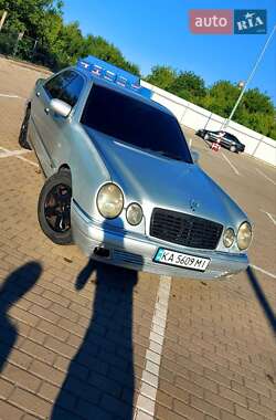 Седан Mercedes-Benz E-Class 1998 в 