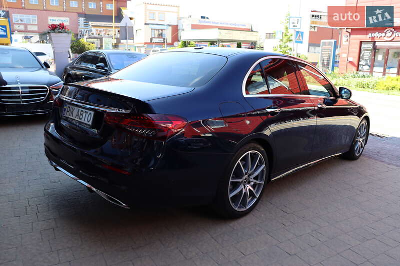 Седан Mercedes-Benz E-Class 2022 в Львове