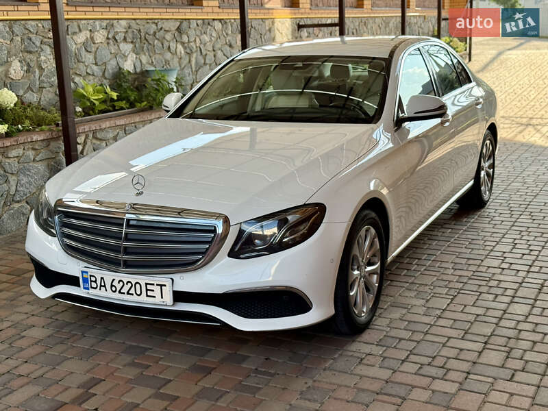 Седан Mercedes-Benz E-Class 2016 в Кропивницком