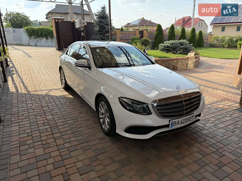 Mercedes-Benz E-Class 2016