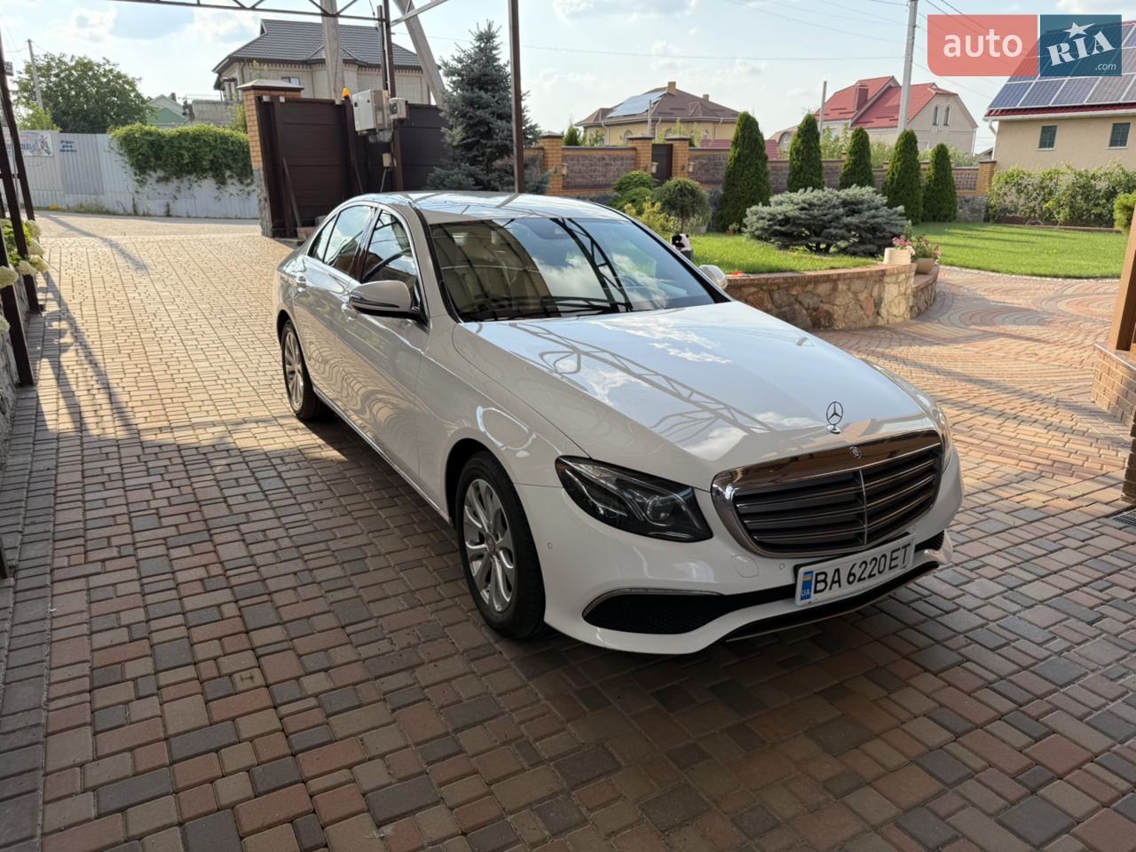 2015 Mercedes-Benz E-klasse - мініатюра 26