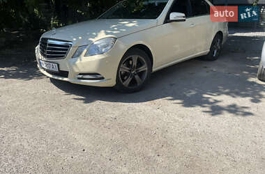 Седан Mercedes-Benz E-Class 2012 в Черноморске