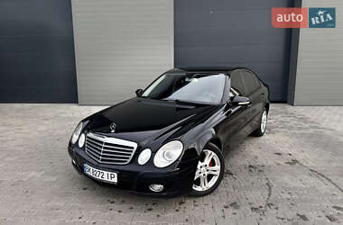 Седан Mercedes-Benz E-Class 2007 в Сарнах
