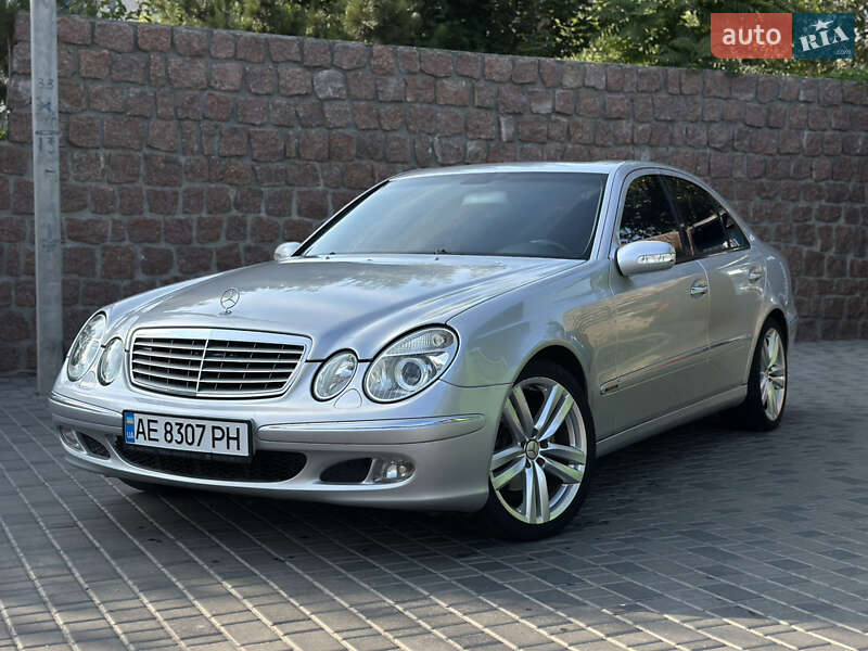 Mercedes-Benz E-Class 2003