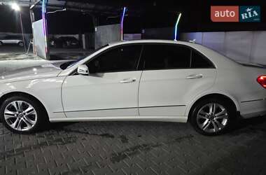 Седан Mercedes-Benz E-Class 2012 в 