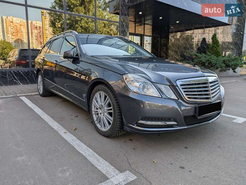 Mercedes-Benz E-Class 2012