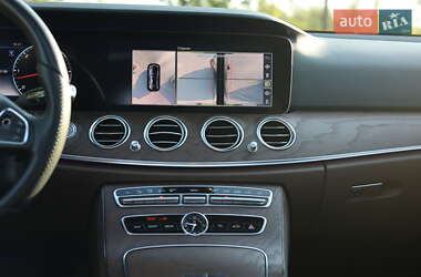 Седан Mercedes-Benz E-Class 2018 в  фото 26 Седан Mercedes-Benz E-Class 2018 в