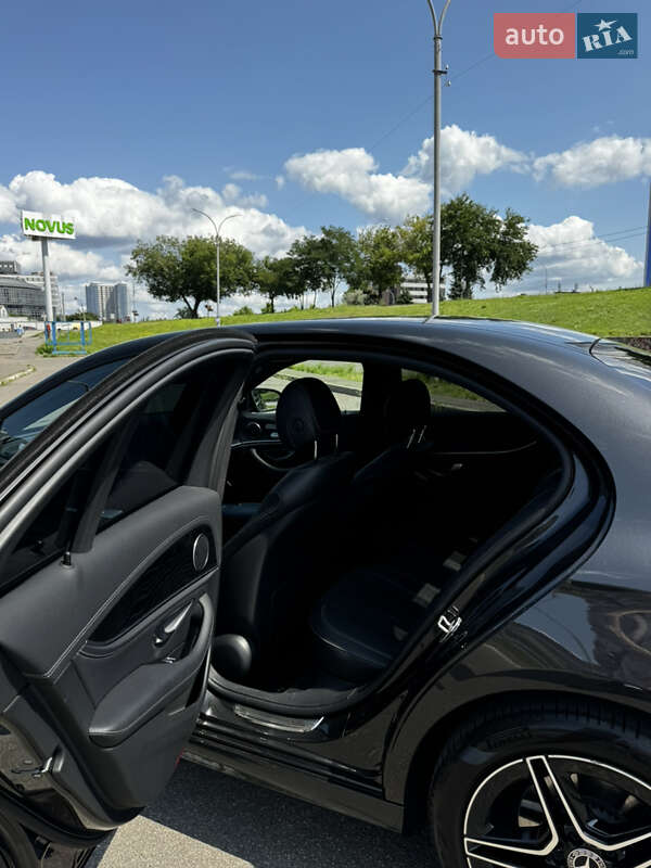 Седан Mercedes-Benz E-Class 2020 в Киеве фото 24 Седан Mercedes-Benz E-Class 2020 в Киеве