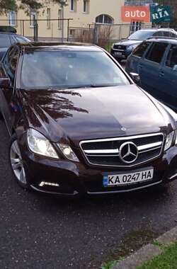 Седан Mercedes-Benz E-Class 2009 в Виноградове