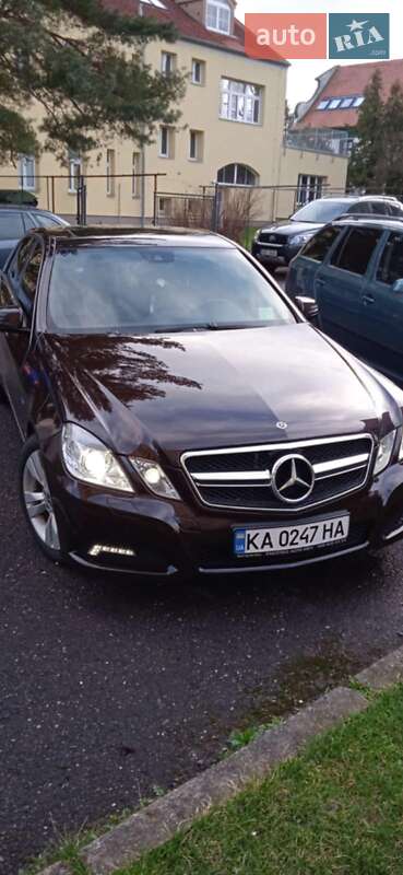 Mercedes-Benz E-Class 2009
