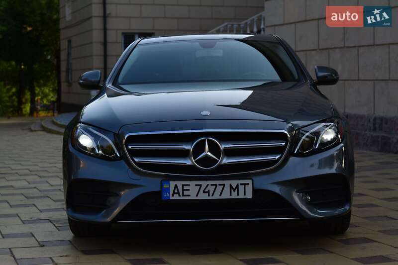 Седан Mercedes-Benz E-Class 2016 в Кривому Розі