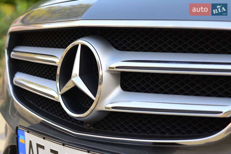 Седан Mercedes-Benz E-Class 2016 в Кривому Розі