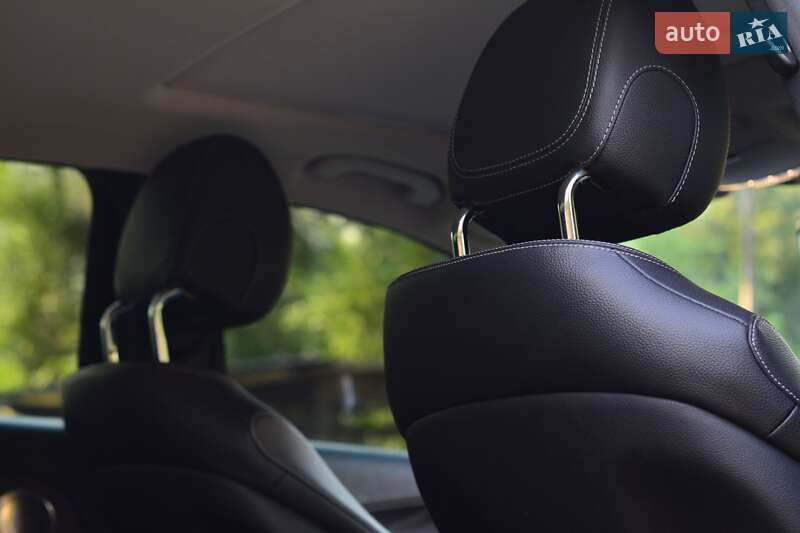 Седан Mercedes-Benz E-Class 2016 в Кривому Розі