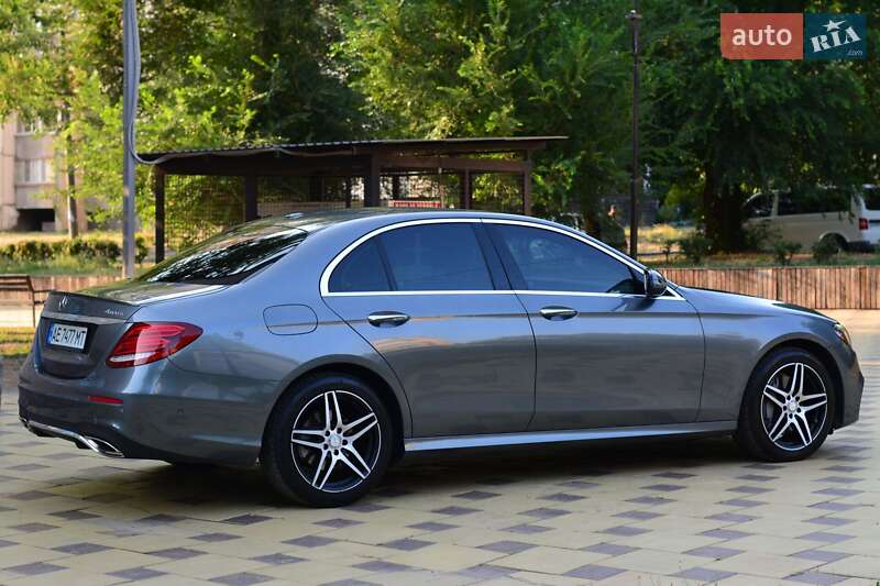 Седан Mercedes-Benz E-Class 2016 в Кривому Розі