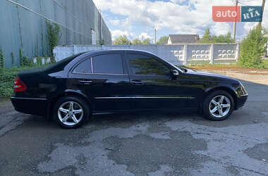 Седан Mercedes-Benz E-Class 2004 в  фото 6 Седан Mercedes-Benz E-Class 2004 в