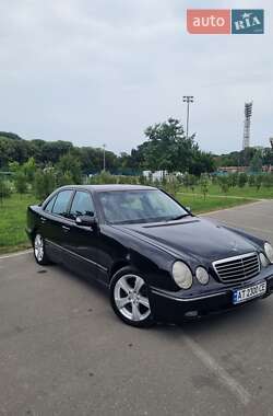 Седан Mercedes-Benz E-Class 2001 в Івано-Франківську
