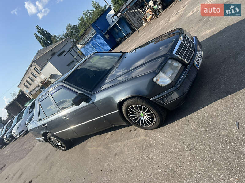 Седан Mercedes-Benz E-Class 1994 в Житомире фото 2 Седан Mercedes-Benz E-Class 1994 в Житомире