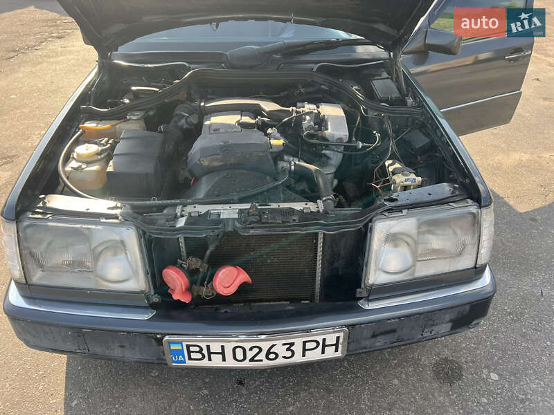 Седан Mercedes-Benz E-Class 1994 в Житомире фото 7 Седан Mercedes-Benz E-Class 1994 в Житомире
