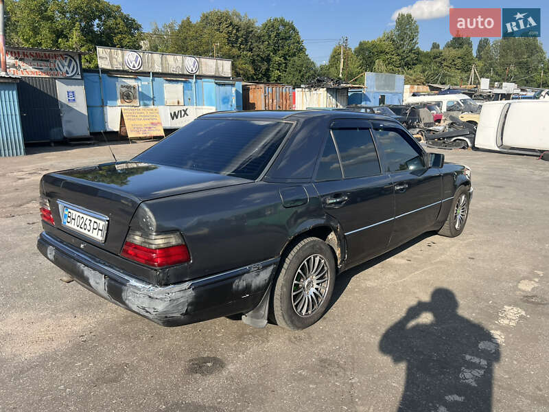 Седан Mercedes-Benz E-Class 1994 в Житомире фото 13 Седан Mercedes-Benz E-Class 1994 в Житомире