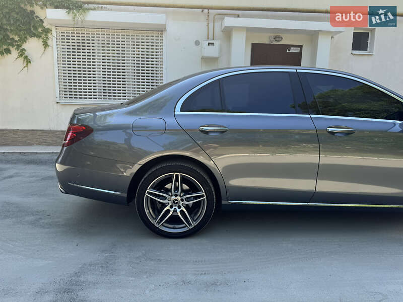 Седан Mercedes-Benz E-Class 2018 в Одессе фото 5 Седан Mercedes-Benz E-Class 2018 в Одессе