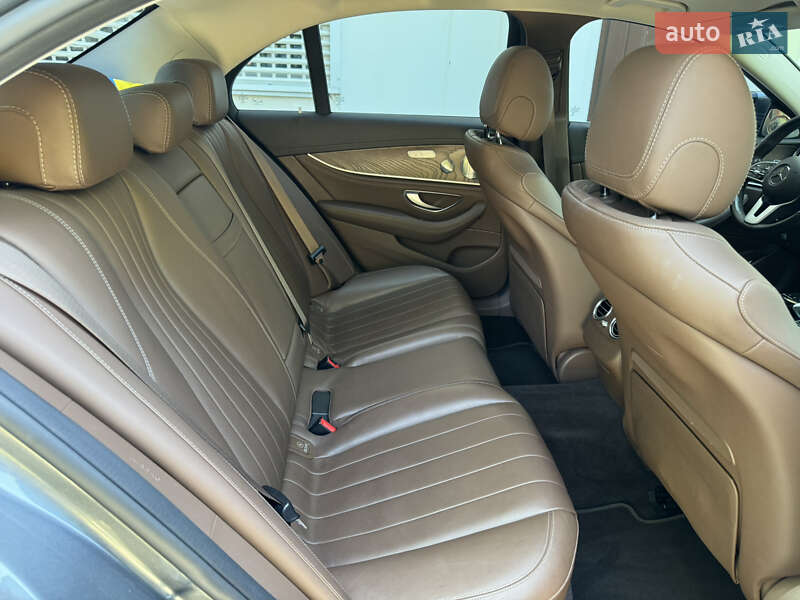 Седан Mercedes-Benz E-Class 2018 в Одессе фото 25 Седан Mercedes-Benz E-Class 2018 в Одессе