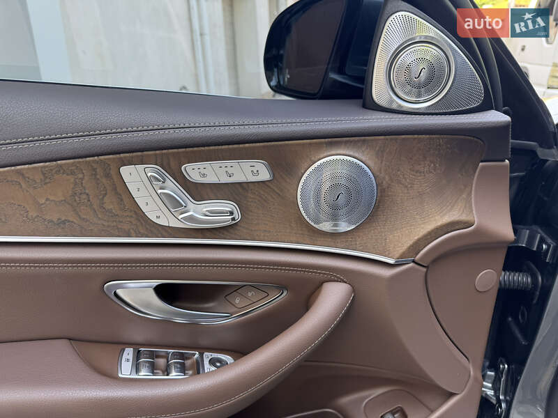 Седан Mercedes-Benz E-Class 2018 в Одессе фото 29 Седан Mercedes-Benz E-Class 2018 в Одессе