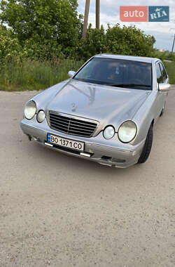 Седан Mercedes-Benz E-Class 1999 в 