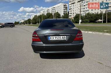 Седан Mercedes-Benz E-Class 2004 в 