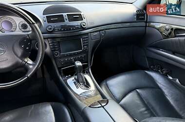 Седан Mercedes-Benz E-Class 2004 в 