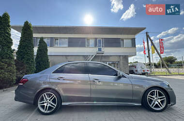 Седан Mercedes-Benz E-Class 2016 в 