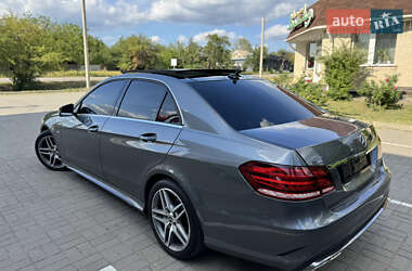 Седан Mercedes-Benz E-Class 2016 в 