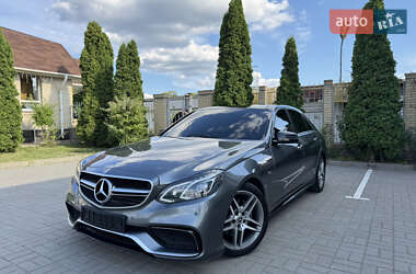 Седан Mercedes-Benz E-Class 2016 в 