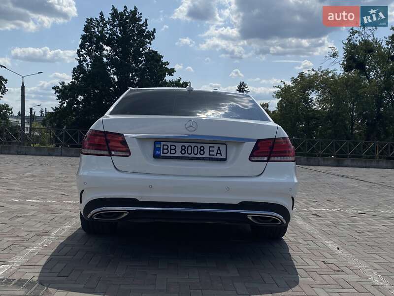 Седан Mercedes-Benz E-Class 2014 в Харкові